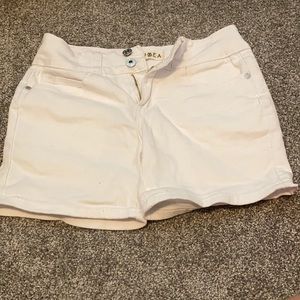 High wasted white jean shorts. Size 5 in woman’s
